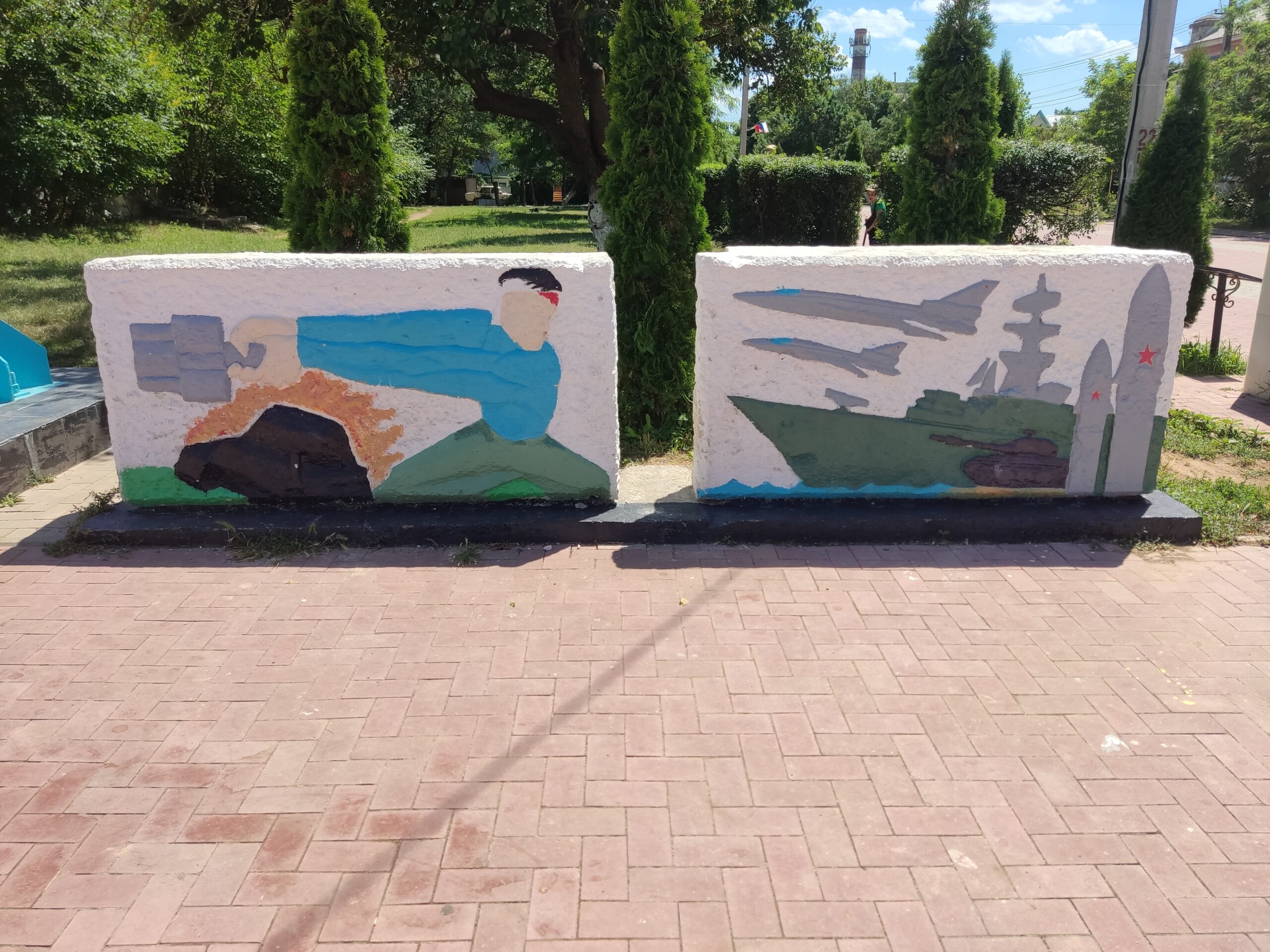 Новофёдоровка: авиационные панно