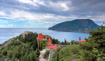 Дворец княгини Гагариной — достопримечательность Южного берега Крыма